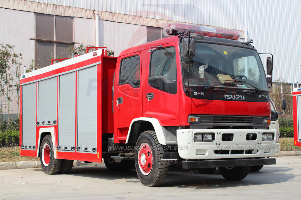 2016 New FTR ISUZU 190hp Foam fire truck for sale