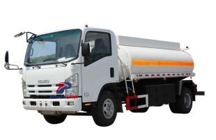 8000L ISUZU NPR refueling tanker trucks