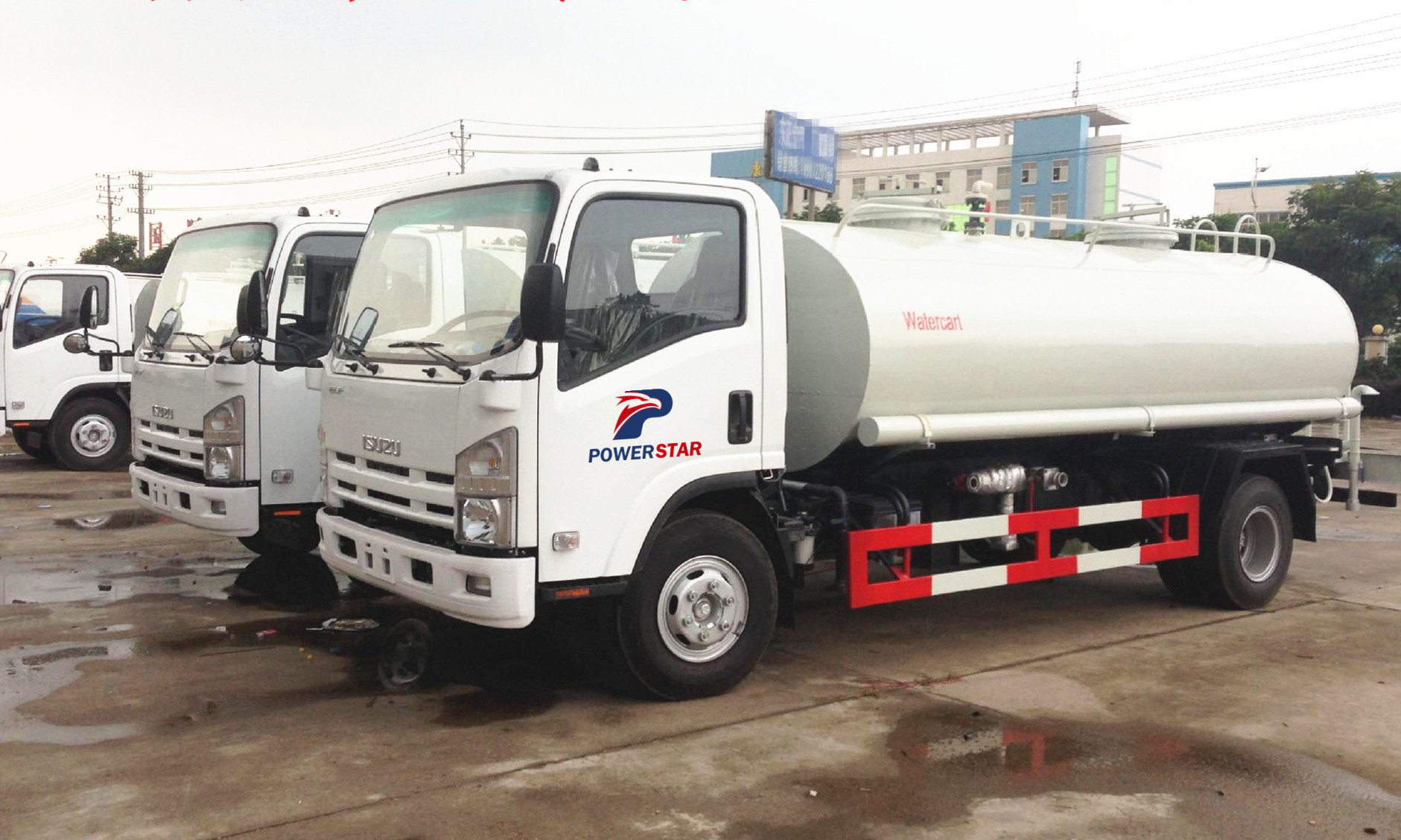 Khách hàng Sudan chế tạo xe tải chở nước Isuzu