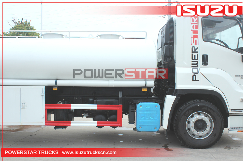 GIGA ISUZU VC61 6UZ1 engine Water Carrying Tanker Trucks