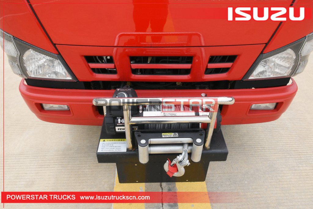 Cambodia ISUZU ELF Rescue Escape Emergency Water Foam Fire Engine 4X2 Water Fire Truck