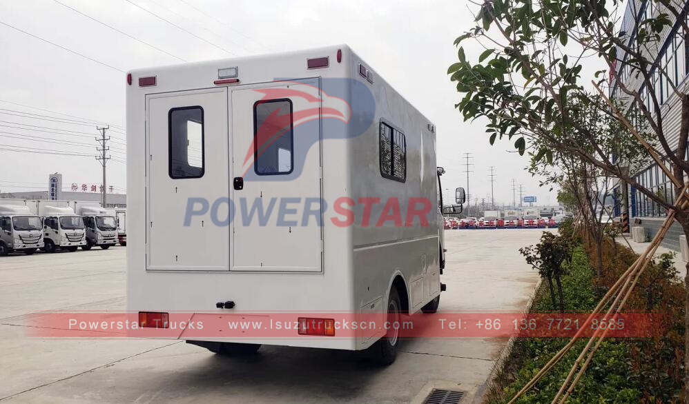 ISUZU NPR/700P/ELF 4X4 all wheel drive Ambulance Hospital Rescue truck Patient Transport Vehicle for sale