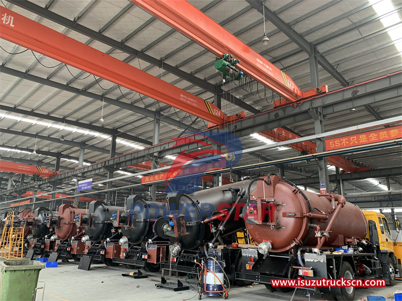 vacuum suction truck factory