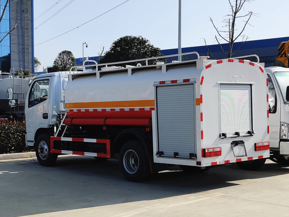 Isuzu water tanker trucks for fire rescue