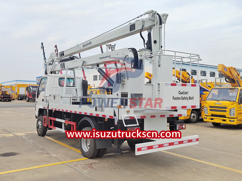 Isuzu NKR 4x4 manlifter truck