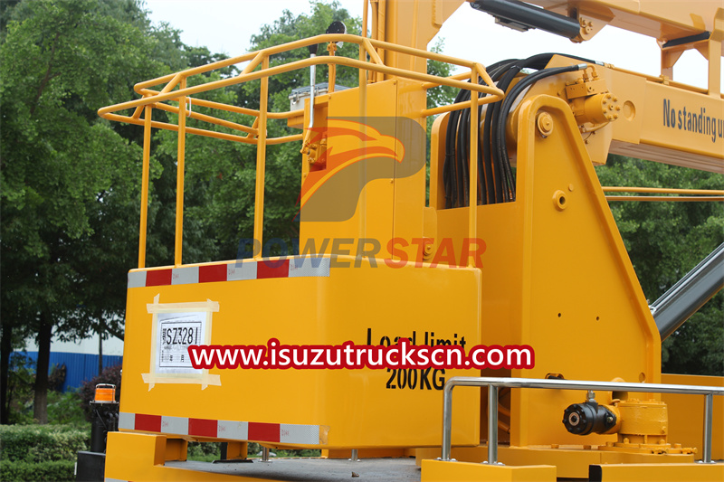 Isuzu truck mounted boom lift