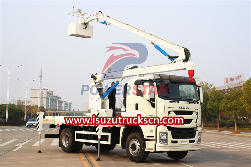 Isuzu GIGA articulating bucket truck