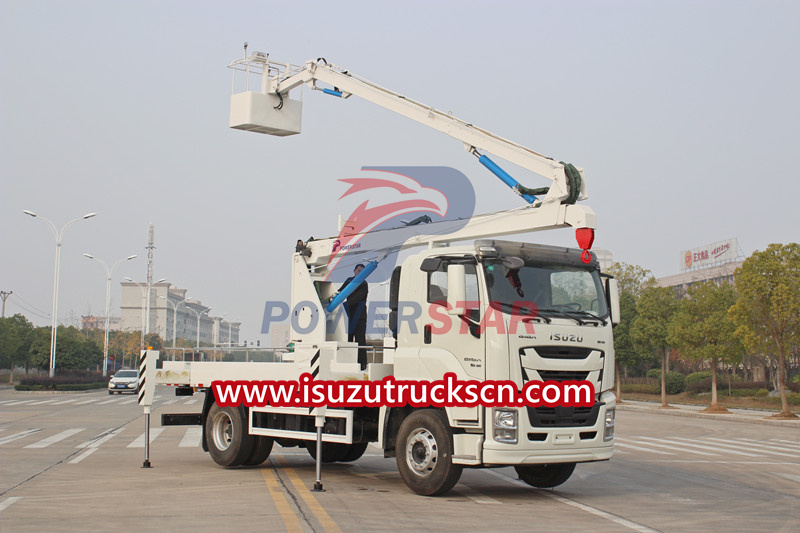 Isuzu GIGA articulating bucket truck