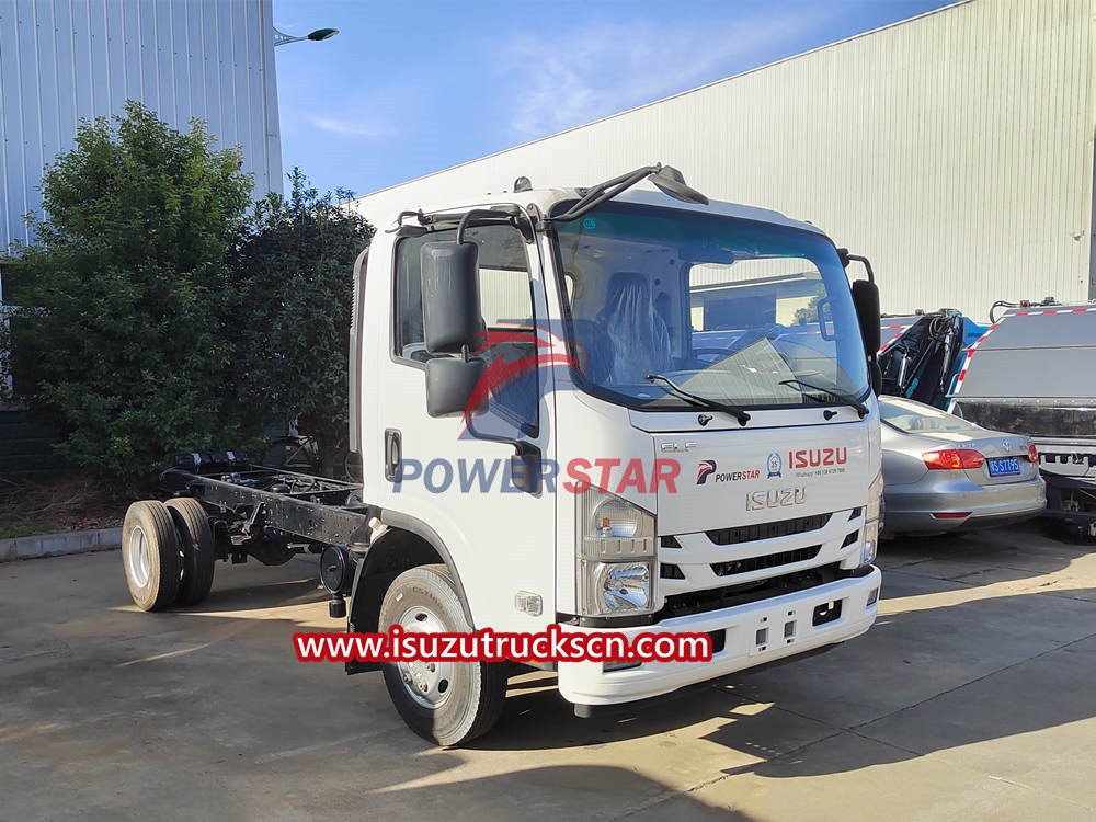 Khung gầm Isuzu 700P ELF