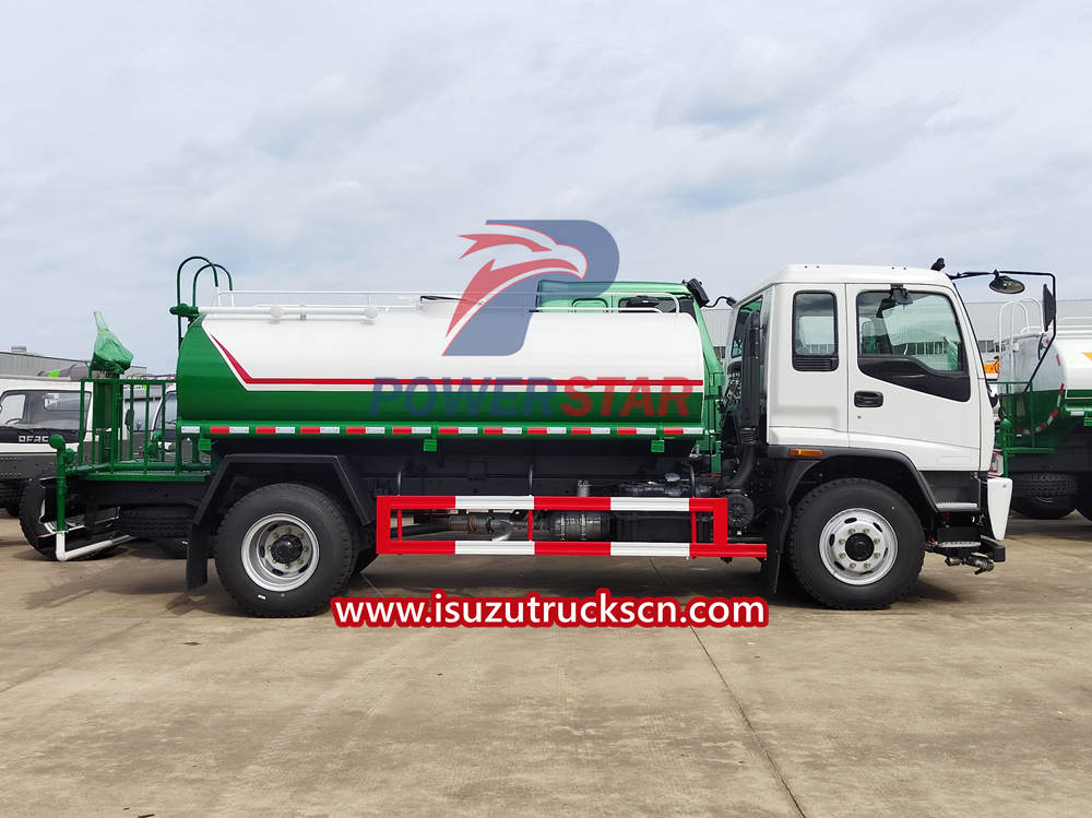 Isuzu brand Street Sprinkler Road Water Truck 12m3