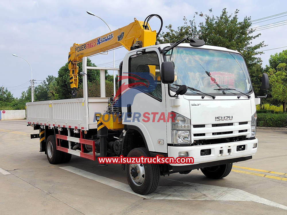 Cần cẩu gắn trên xe tải Isuzu