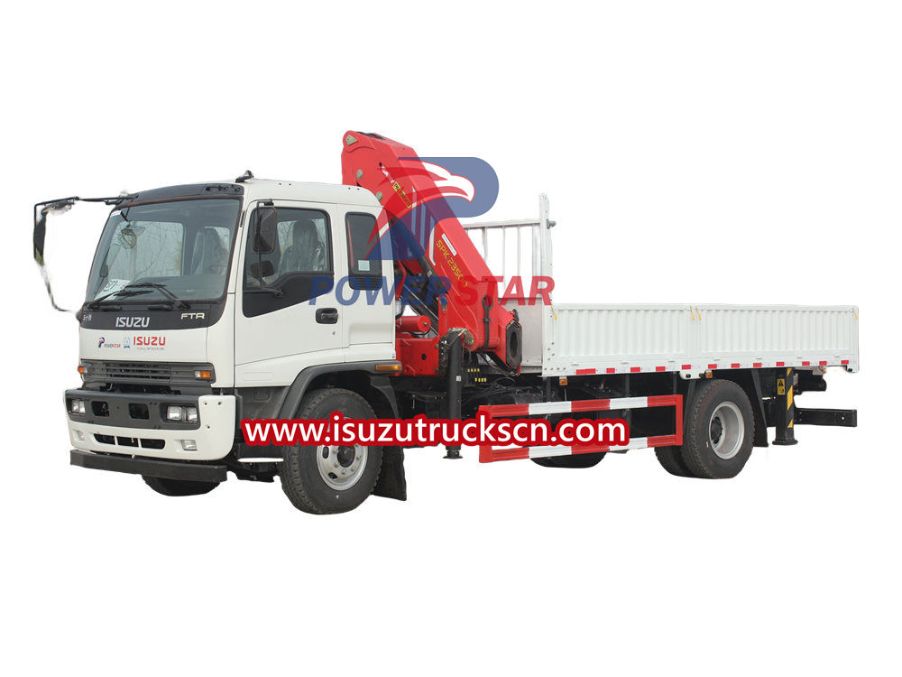 Xe tải Isuzu có cần cẩu