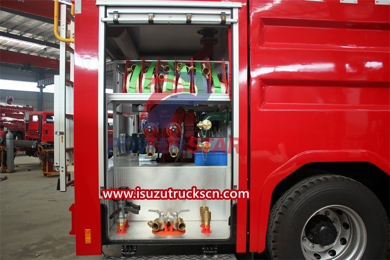 isuzu giga fire truck