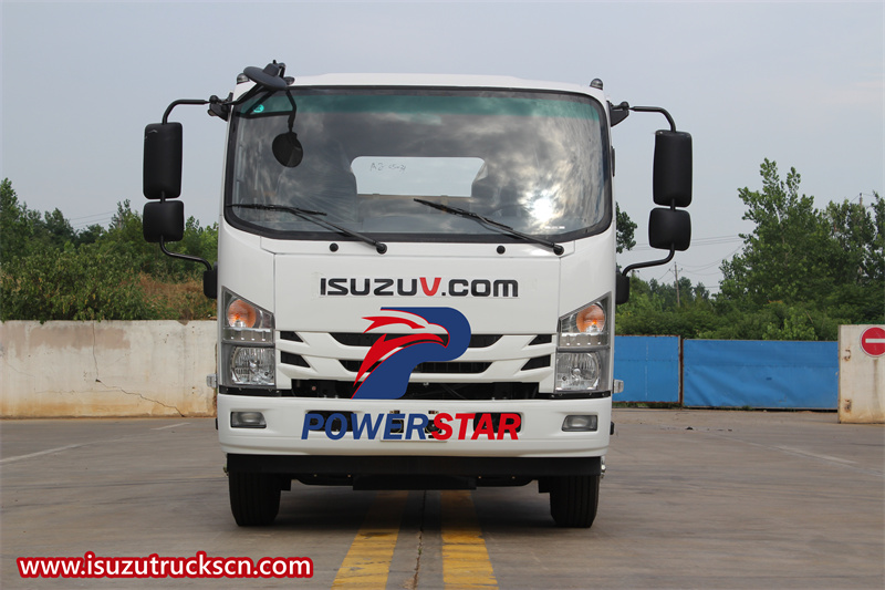 iSUZU 700P DOUBLE CABIN TRUCK CHASSIS