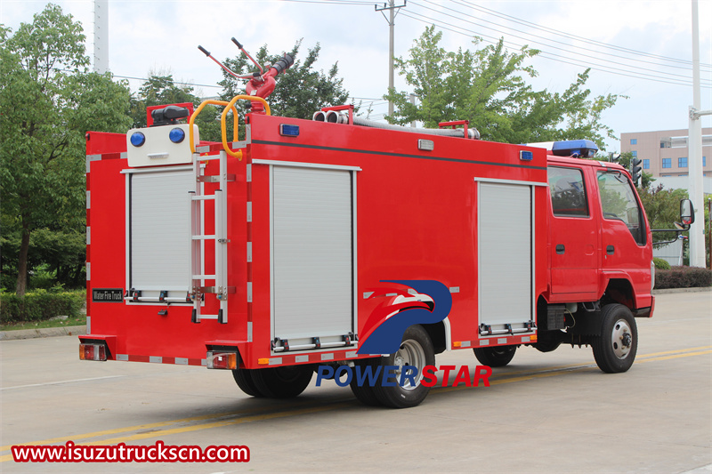 Isuzu 4x4 drive water tanker fire truck