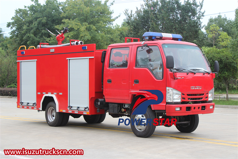 Isuzu 4x4 3cbm water fire truck