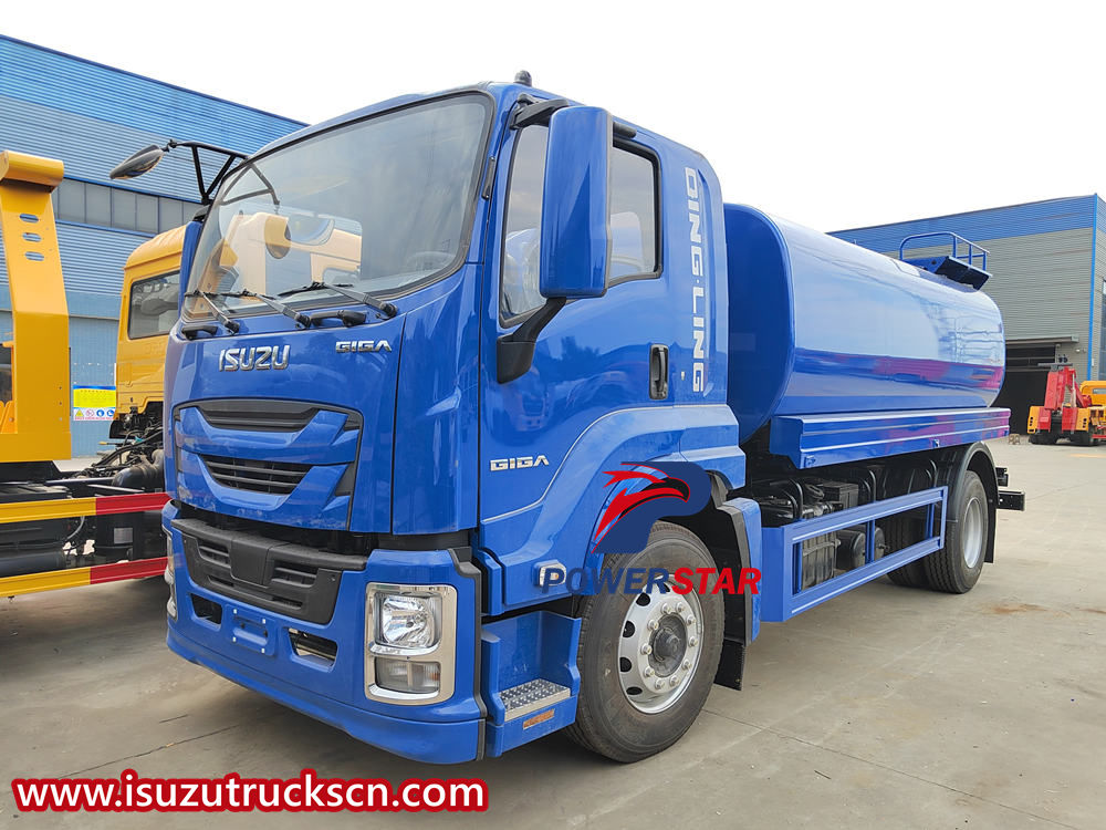 Xe tải chở nước Isuzu