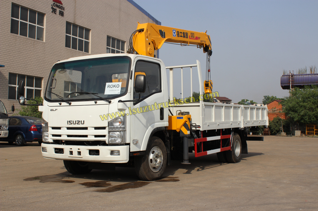 Công ty xây dựng Châu Phi ROKO đặt mua xe tải Isuzu NPR kèm cần cẩu XCMG 5 tấn
    