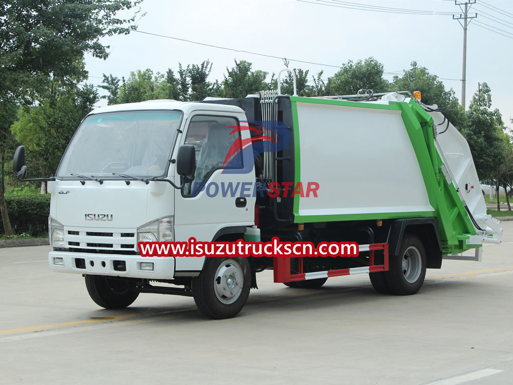 Ưu điểm của xe ép rác Isuzu 100P
    