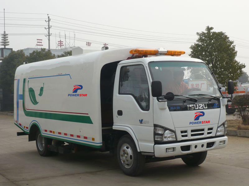 Xe tải Isuzu Máy quét đường chân không khô Xe tải quét đường do xe tải Powerstar sản xuất
    