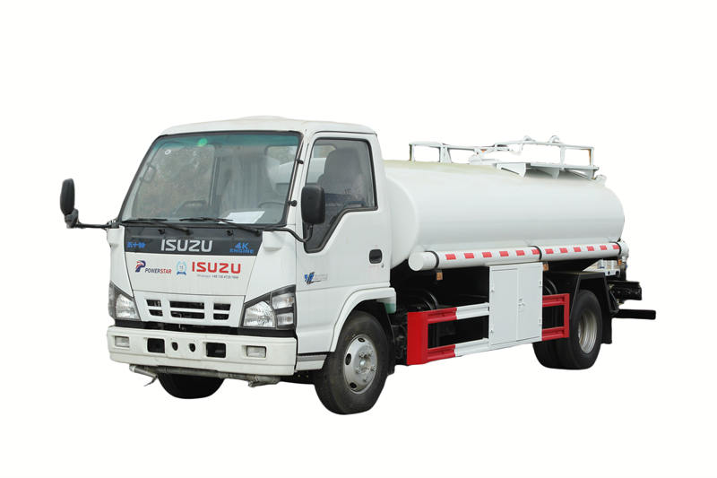 Kiểm tra xe tải chở nước bằng thép không gỉ cấp thực phẩm ISUZU 5000L
    