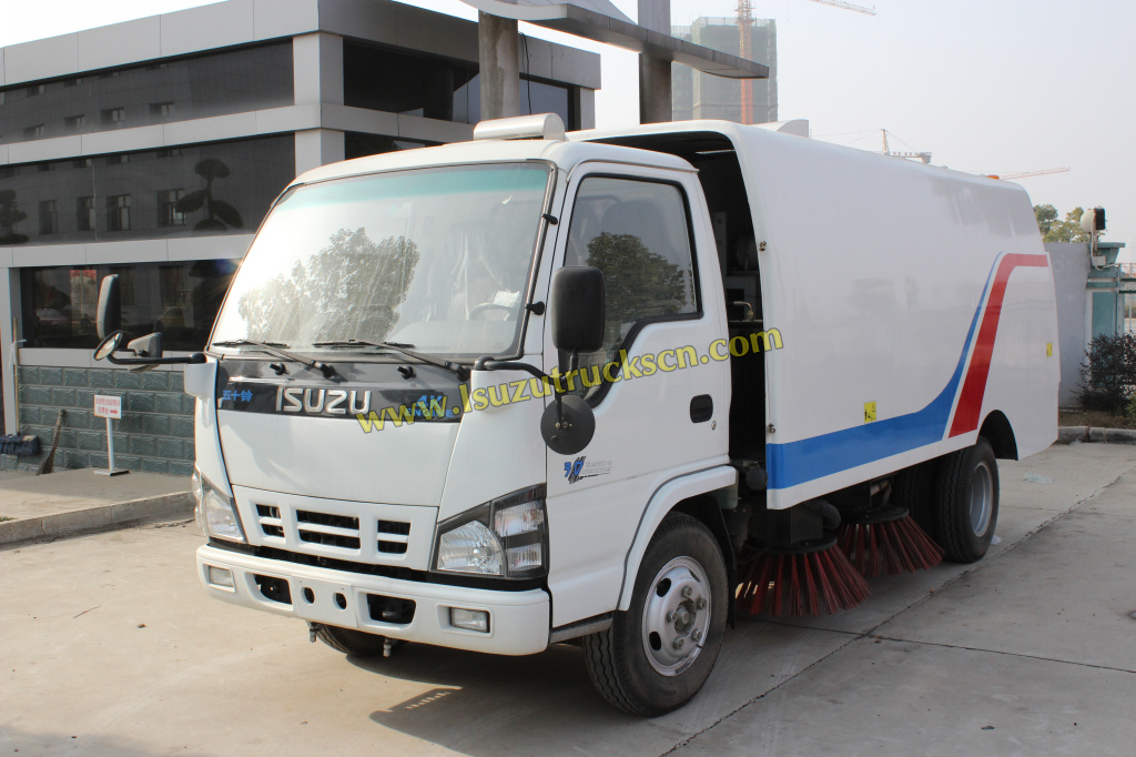 Nhà sản xuất chính thức Xe quét đường Isuzu
    