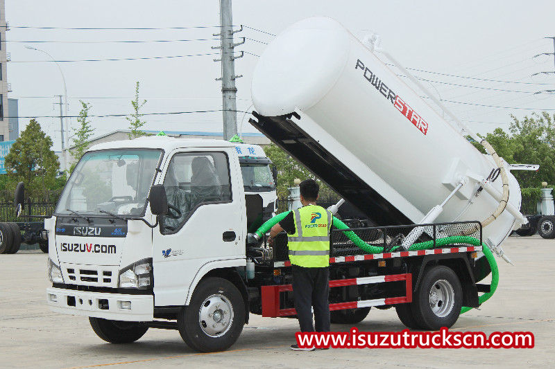 Hướng dẫn vận hành xe hút chân không Isuzu Xe tải hút nước thải Isuzu 6000Liters mới.
    