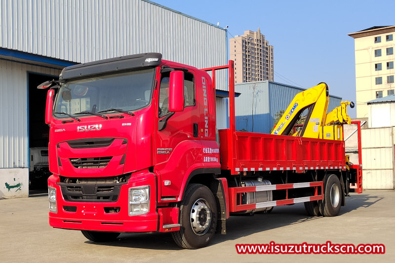 Giga Isuzu dropside Xe tải gắn cần cẩu XCMG
    