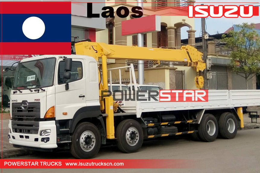 Lào - 1 chiếc Xe tải Hino700 có cần cẩu
    