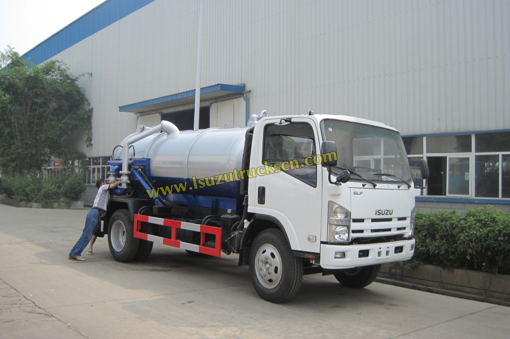 8000Liter Philippines ELF 700P Xe bồn hút bể phốt Isuzu
    